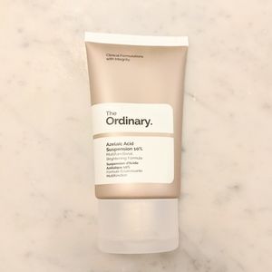 The ordinary azelaic acid suspension 10%
